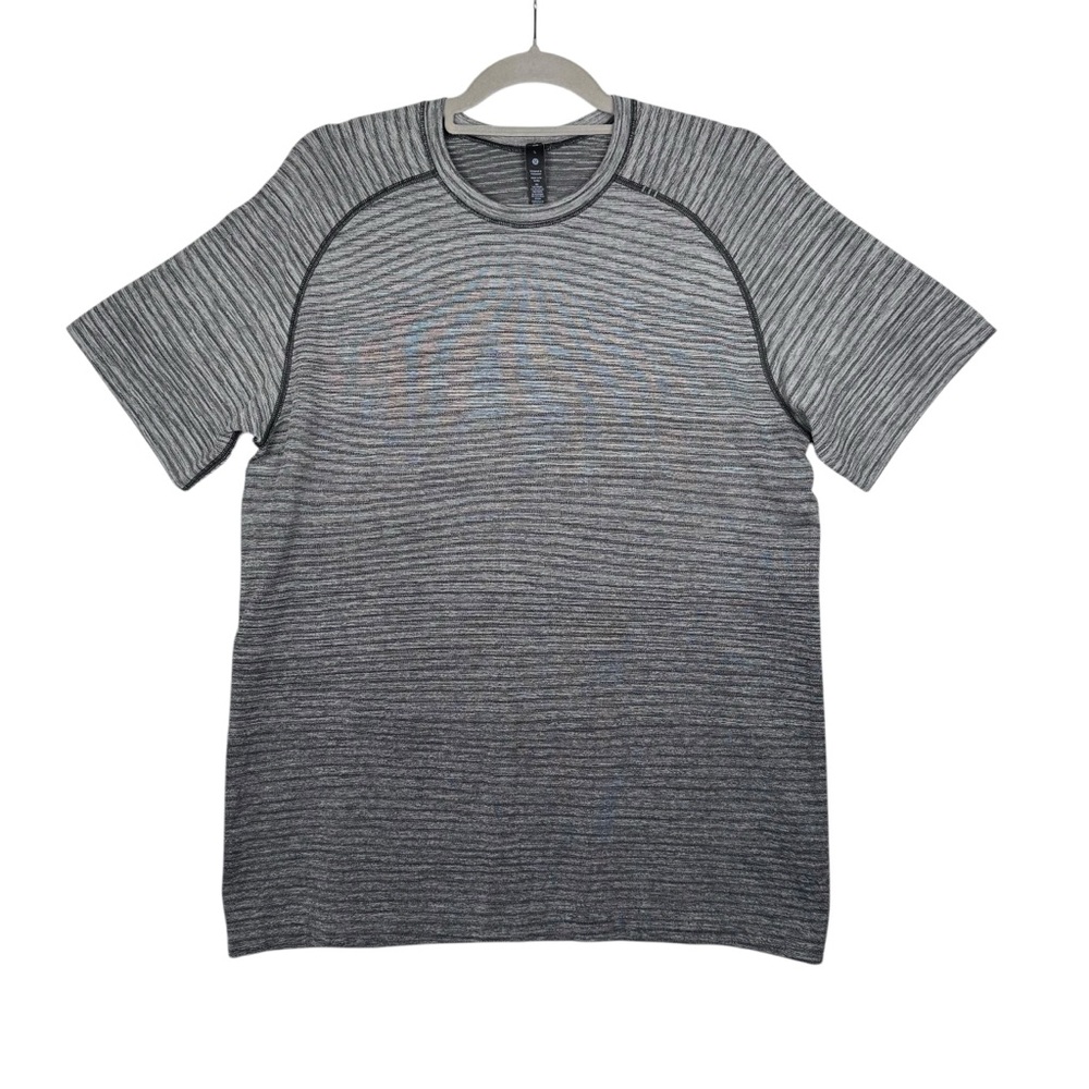 Lululemon Mens Shirt Size L Gray Metal Vent Tech Activewear Athleisure